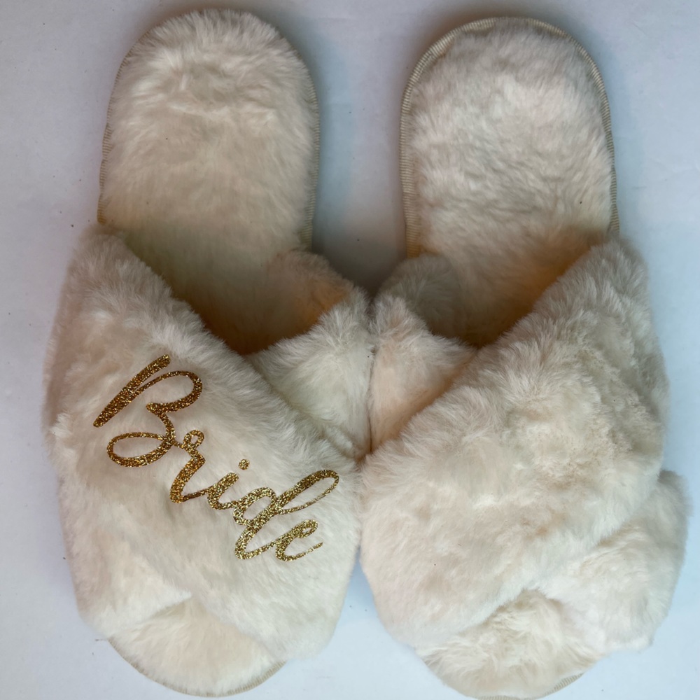 Sparkly gold BRIDE white fluffy slippers size 38-39 (size 8) NWOT